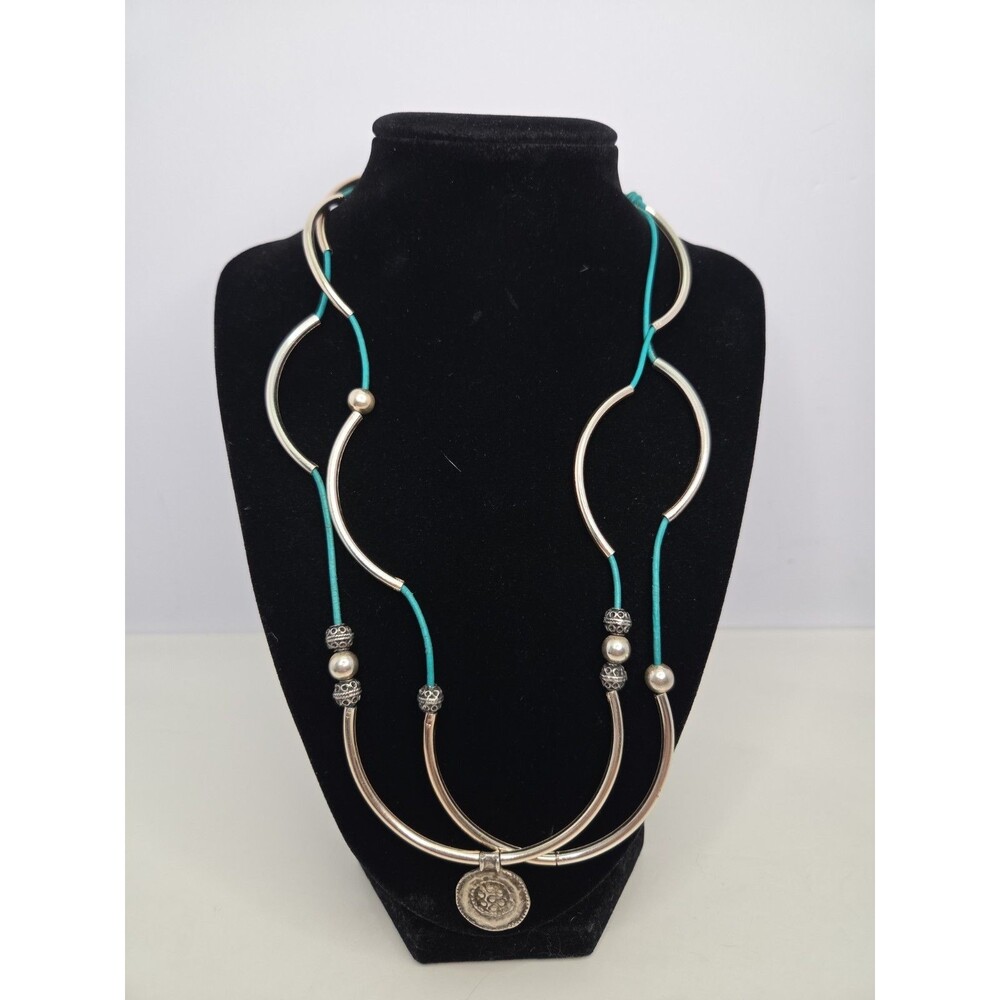 Lizzy James Handmade In the USA GREEN Leather & SILVERTONE Necklace 18" Signed